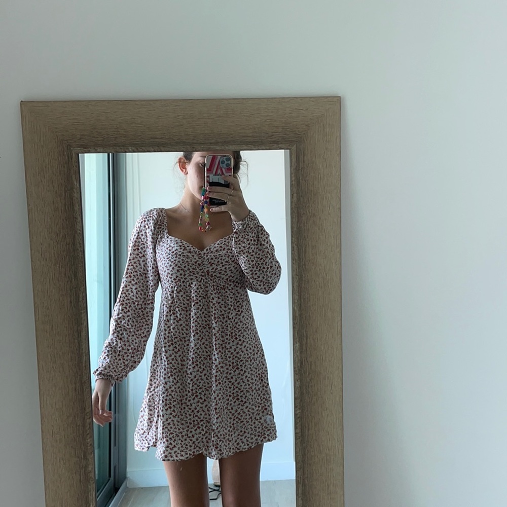 Summer dress with floral print long sleeves